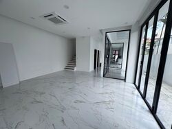 West Coast Road (D5), Terrace #556645341